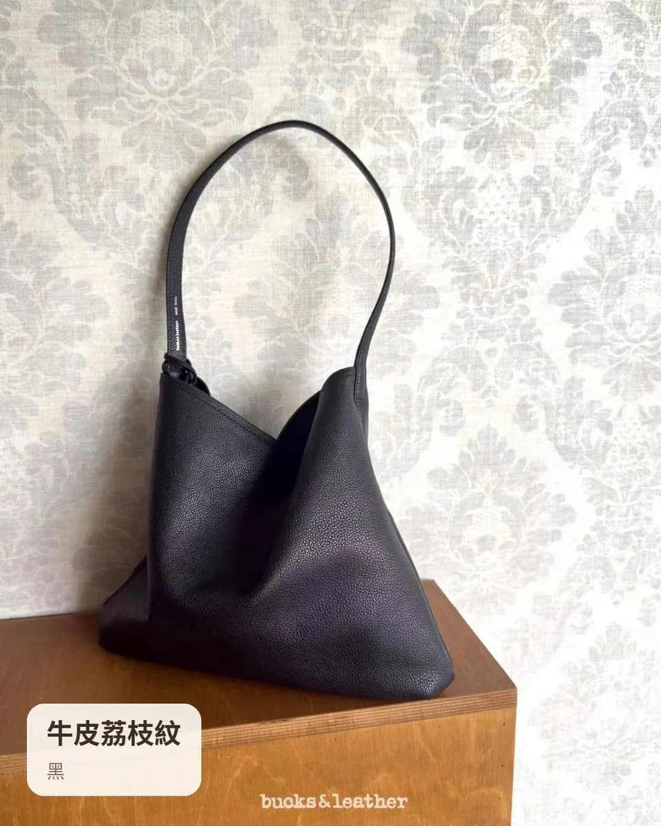 韓國 軟皮歐布包（附收納包） 3